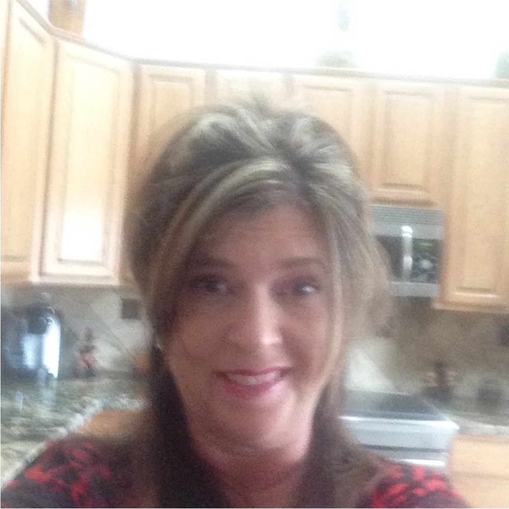 Meet your Posher, Renee